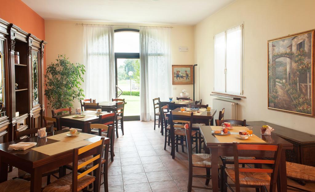 Pensjonat Agriturismo Il Mondo Parma Zewnętrze zdjęcie